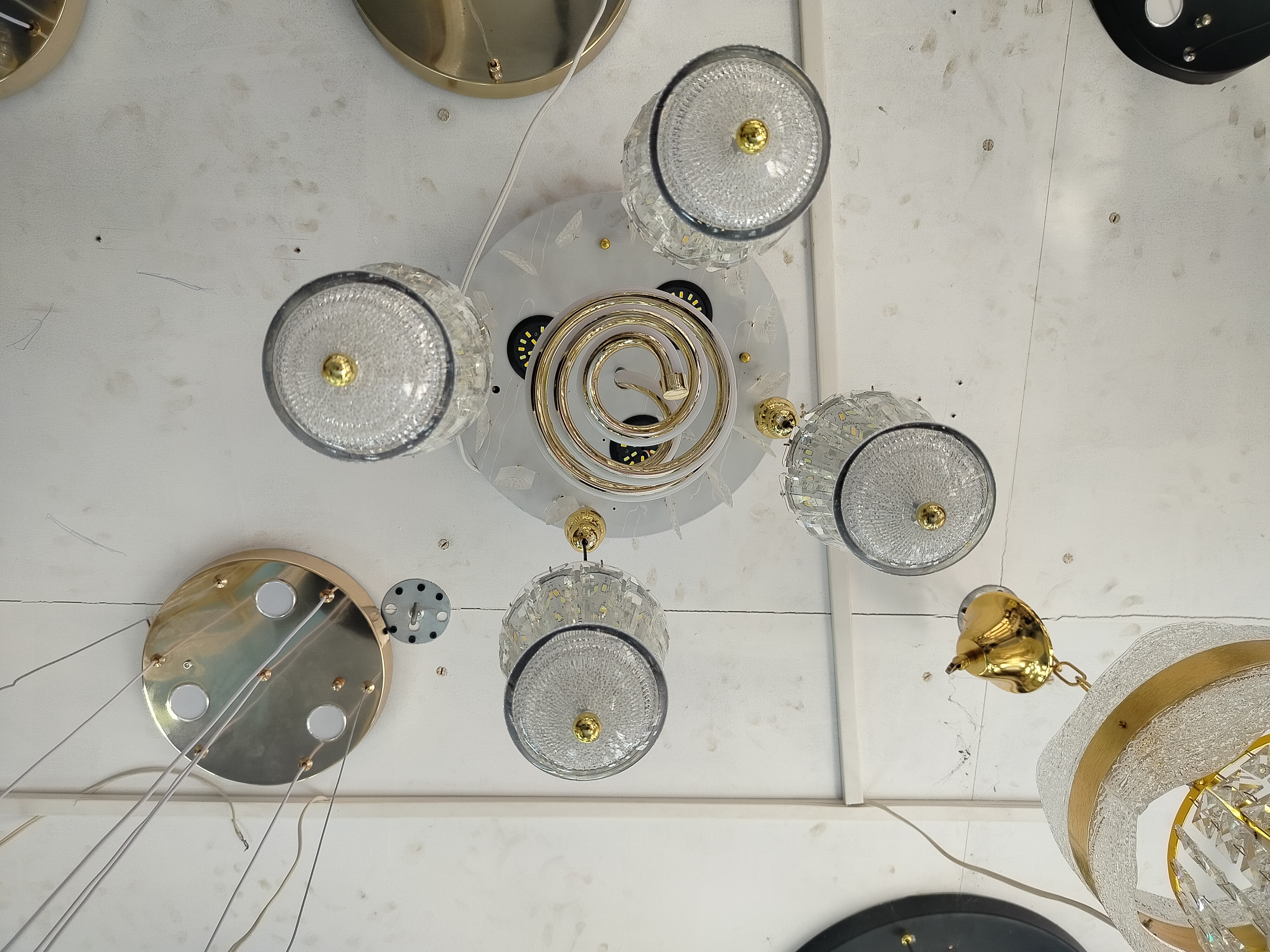 የሳሎን መብራት ተንጠልጣይ 841