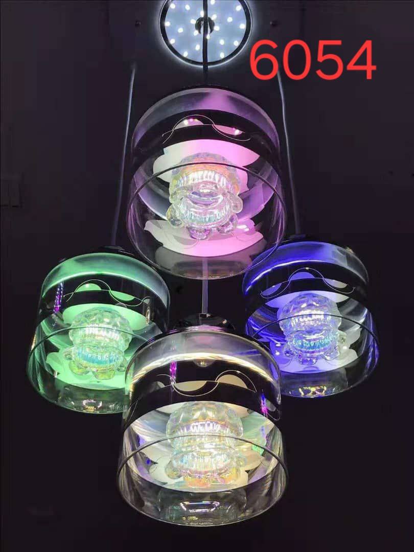 የሳሎን መብራት ተንጠልጣይ ባለ4 ብርጭቆ